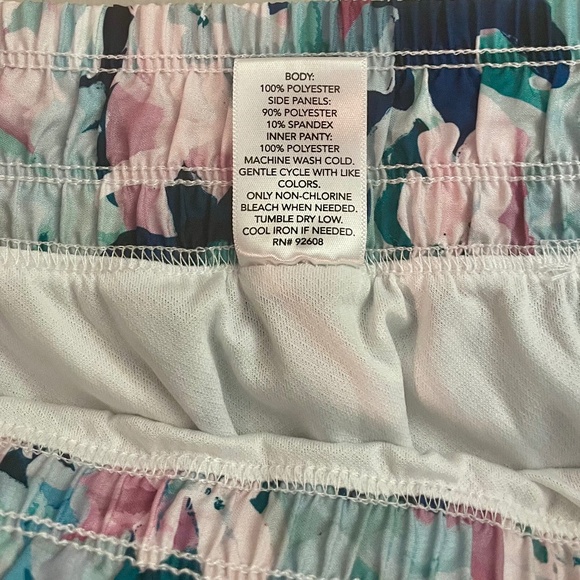 Floral Women's Running Shorts with panty insert - Large - Picture 3 of 8